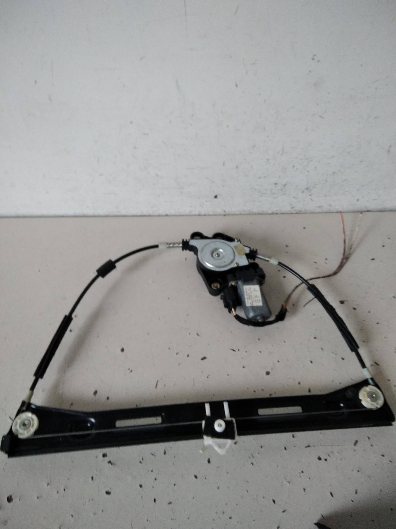 Alzacristallo porta ant. sx.